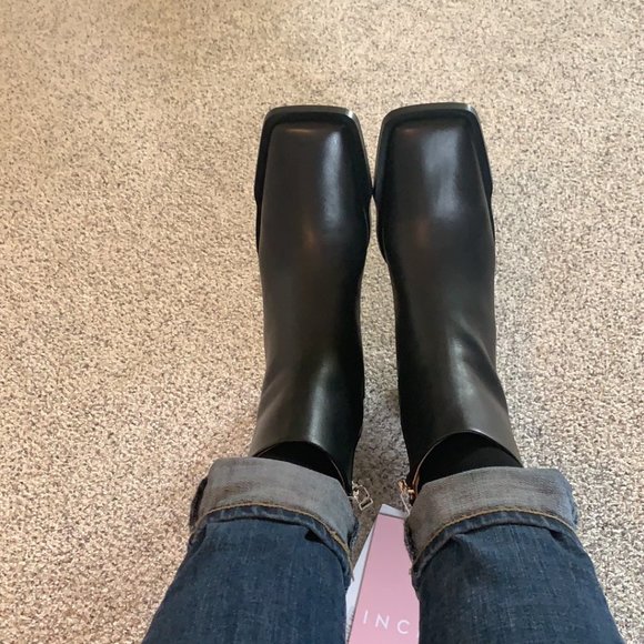 Black Leather Ankle Boot Size 10 (41) - Picture 5 of 7